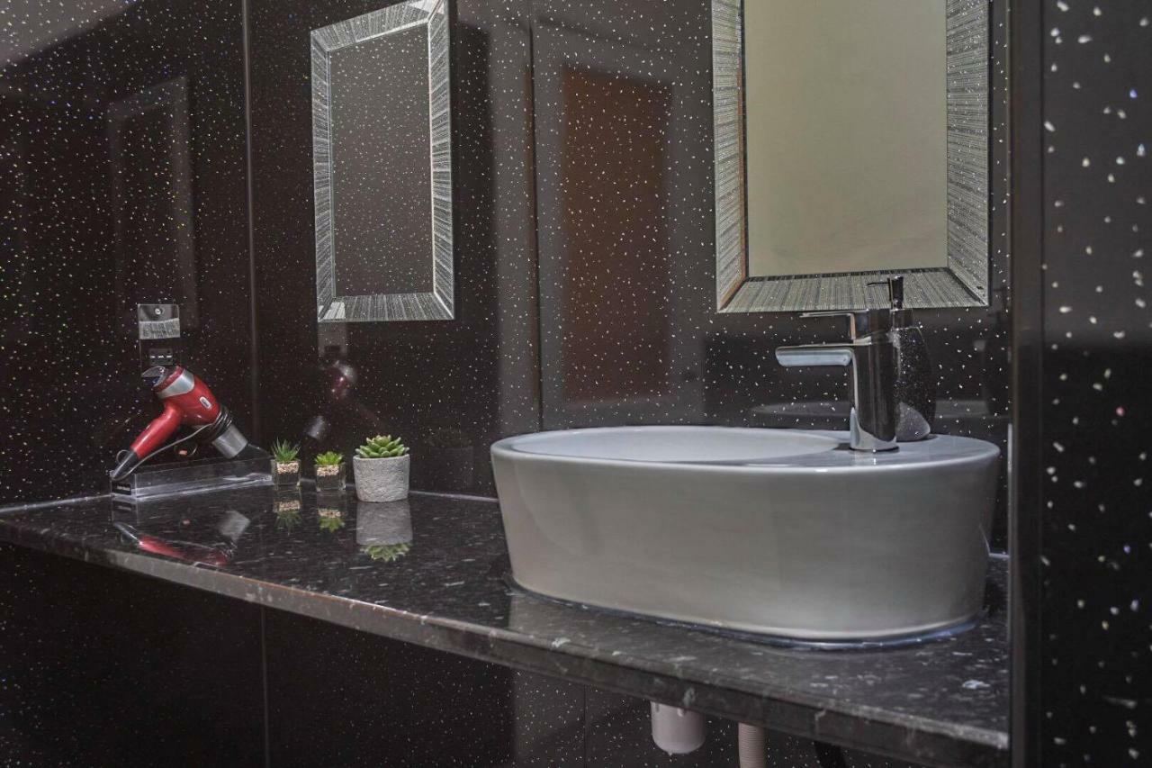 Edinburgh Ground Floor City Centre Flat Close To Princess Street Ngoại thất bức ảnh